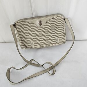 Vintage Mark Cross Cream & Tan Zip Top Shoulder Bag